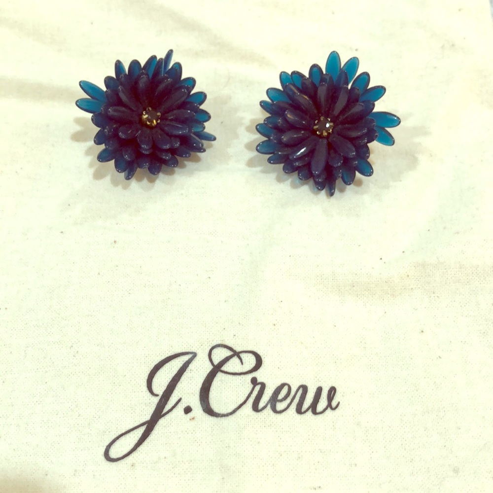 Flower petal earrings